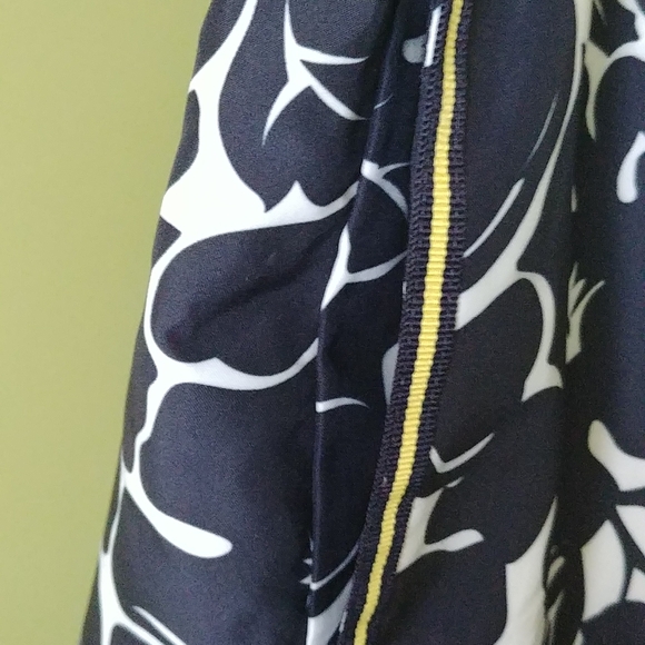 "NAUTICA" Swimwear, SIZE XL - Picture 4 of 8